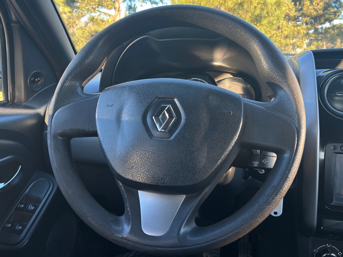 Renault Duster 2017 EXCELENTE ESTADO! | Permuta / Financia Renault Duster 2017 EXCELENTE ESTADO! | Permuta / Financia