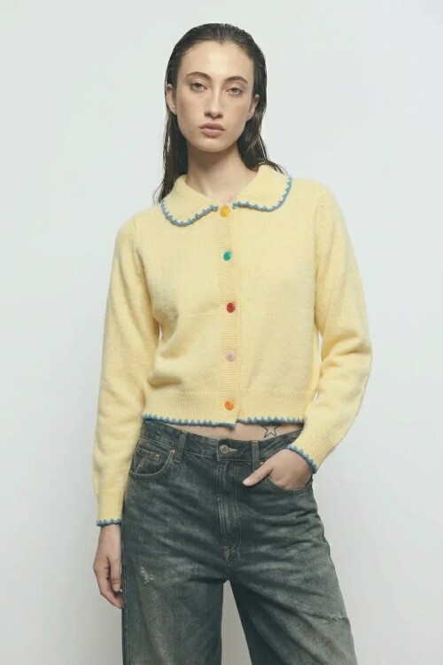 Cardigan con detalle de pespuntes crudo