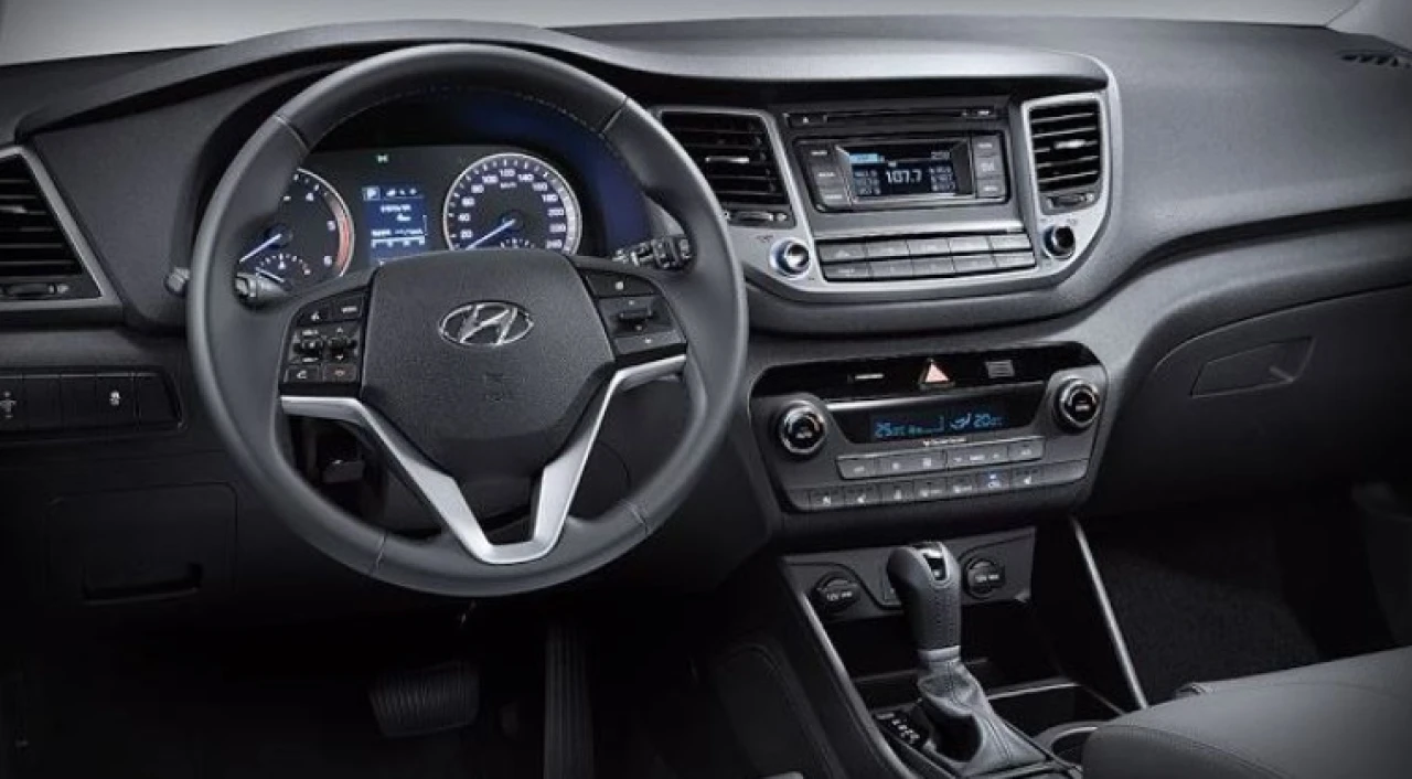 tucson-interior.jpg