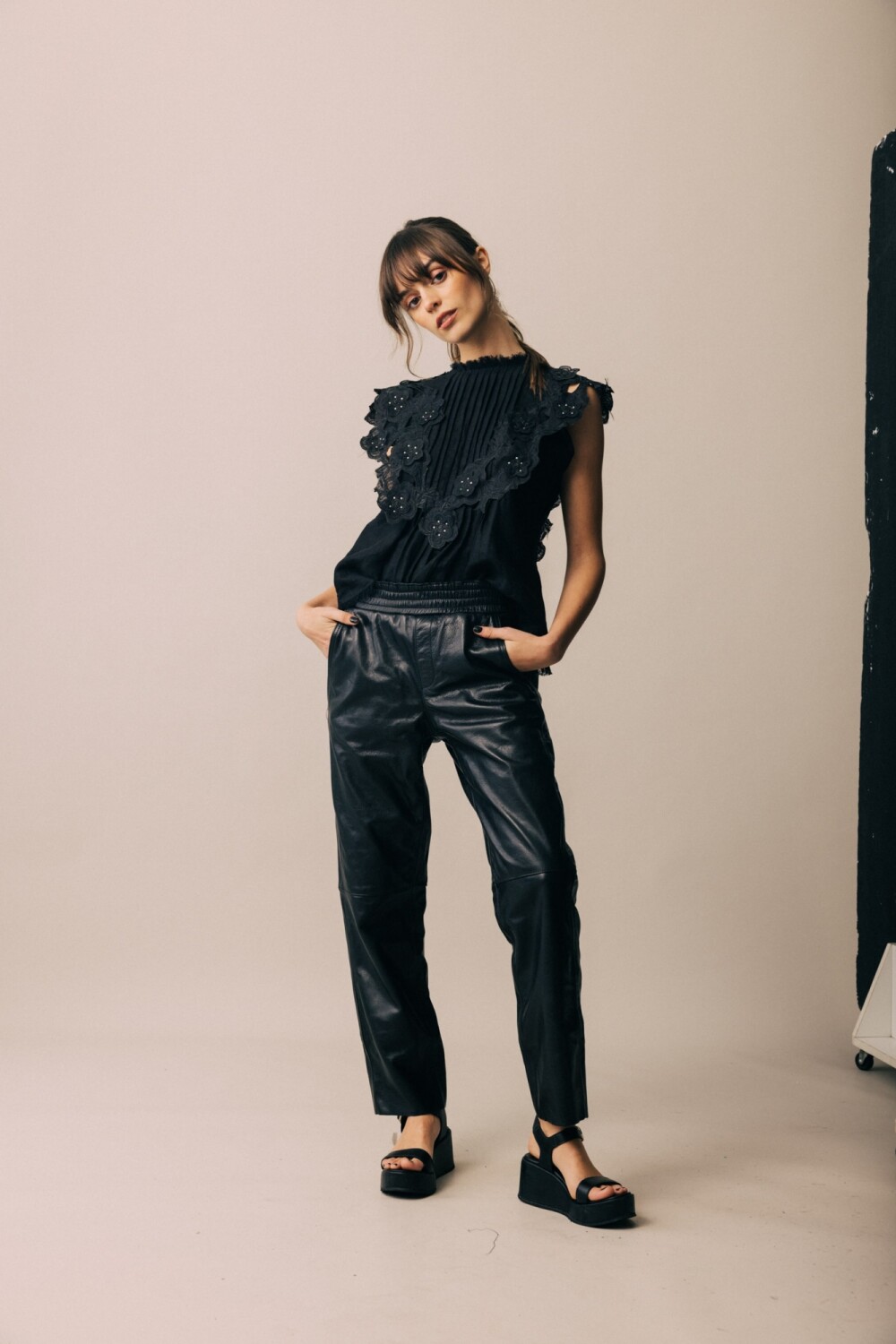 Leather Babucha Negro