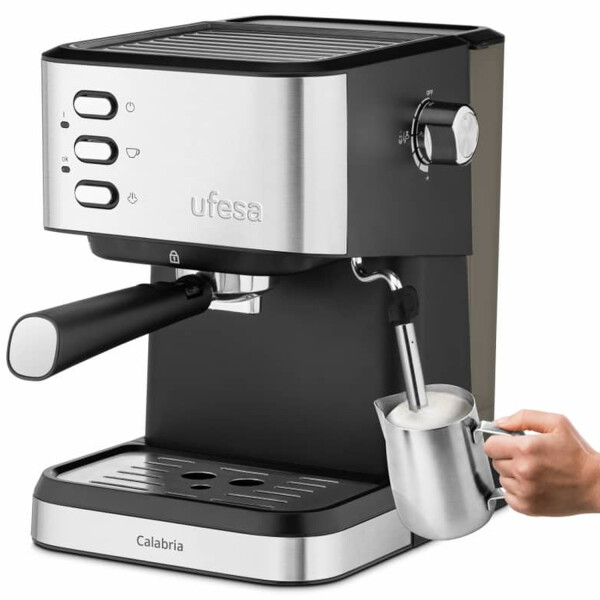 Cafetera Expresso Ufesa Calabria 1.5 Lts CAFETERA EXPRESSO UFESA CALABRIA