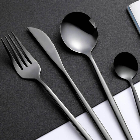 Juego Set De Cubiertos 24p Acero Inoxidable Cocina Negro