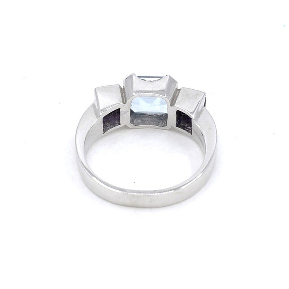 Anillo En Oro 18K Blanco, Amatistas Y Topacio Anillo En Oro 18K Blanco, Amatistas Y Topacio