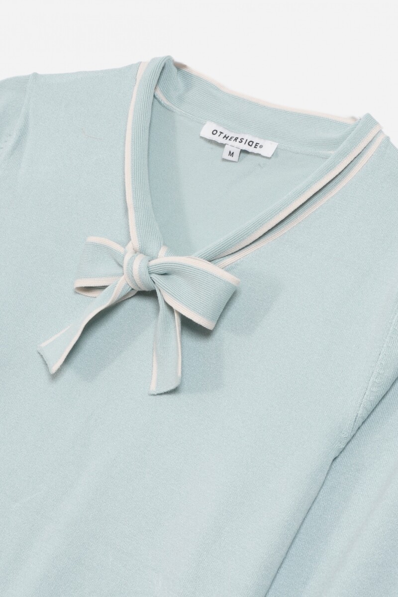 Sweater con corbatín CELESTE