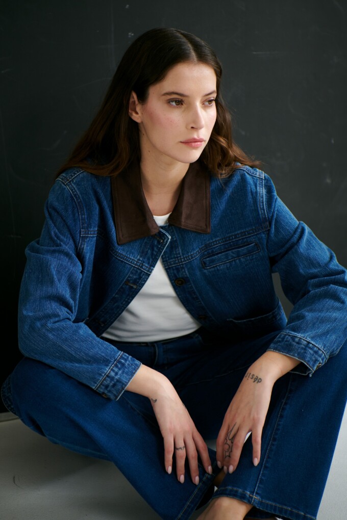 CHAQUETA JEAN CUELLO CHOCOLATE