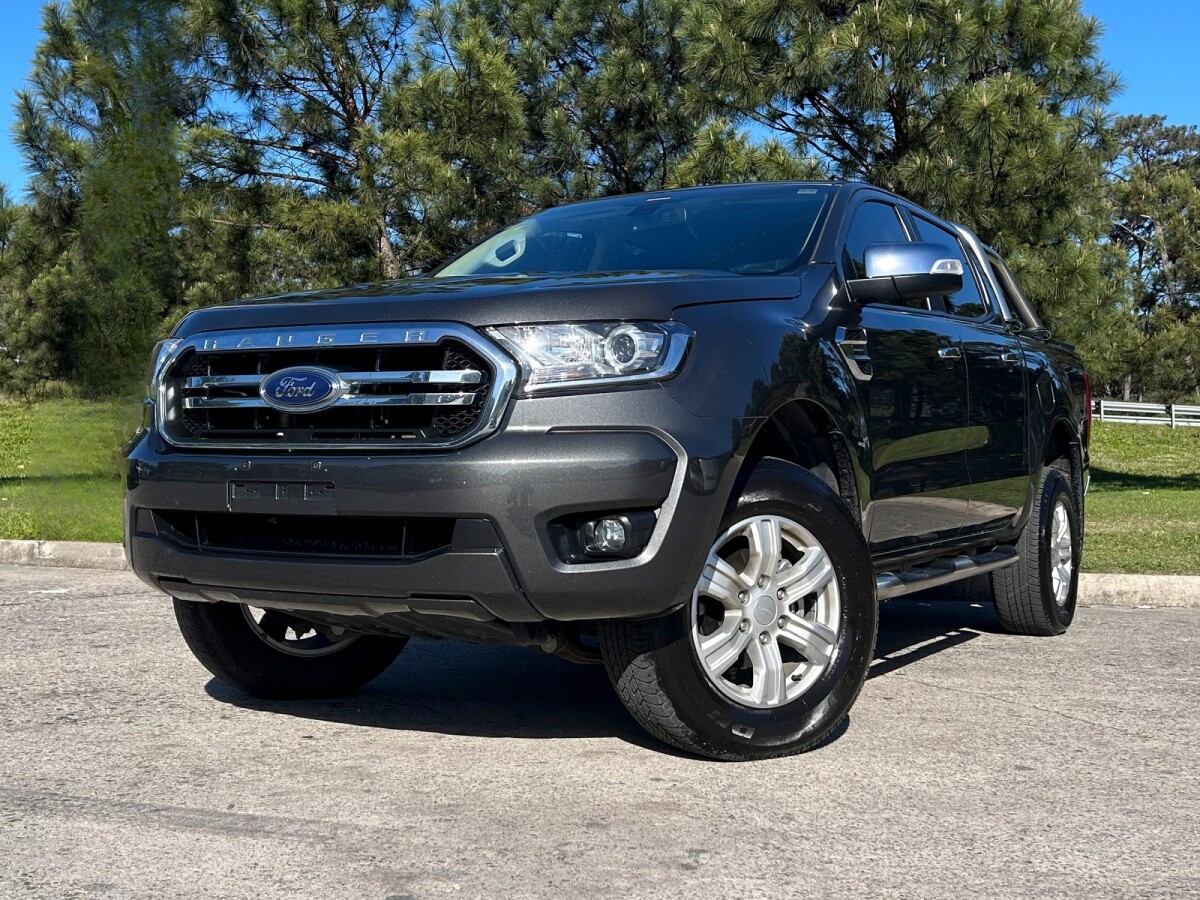 Ford Ranger XLT 2.5 EXCELENTE ESTADO! | Permuta / Financia Ford Ranger XLT 2.5 EXCELENTE ESTADO! | Permuta / Financia