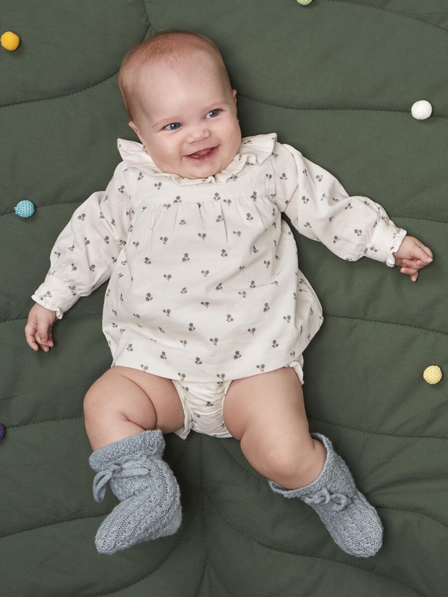 Vestido De Pana De Flores Blanco Roto