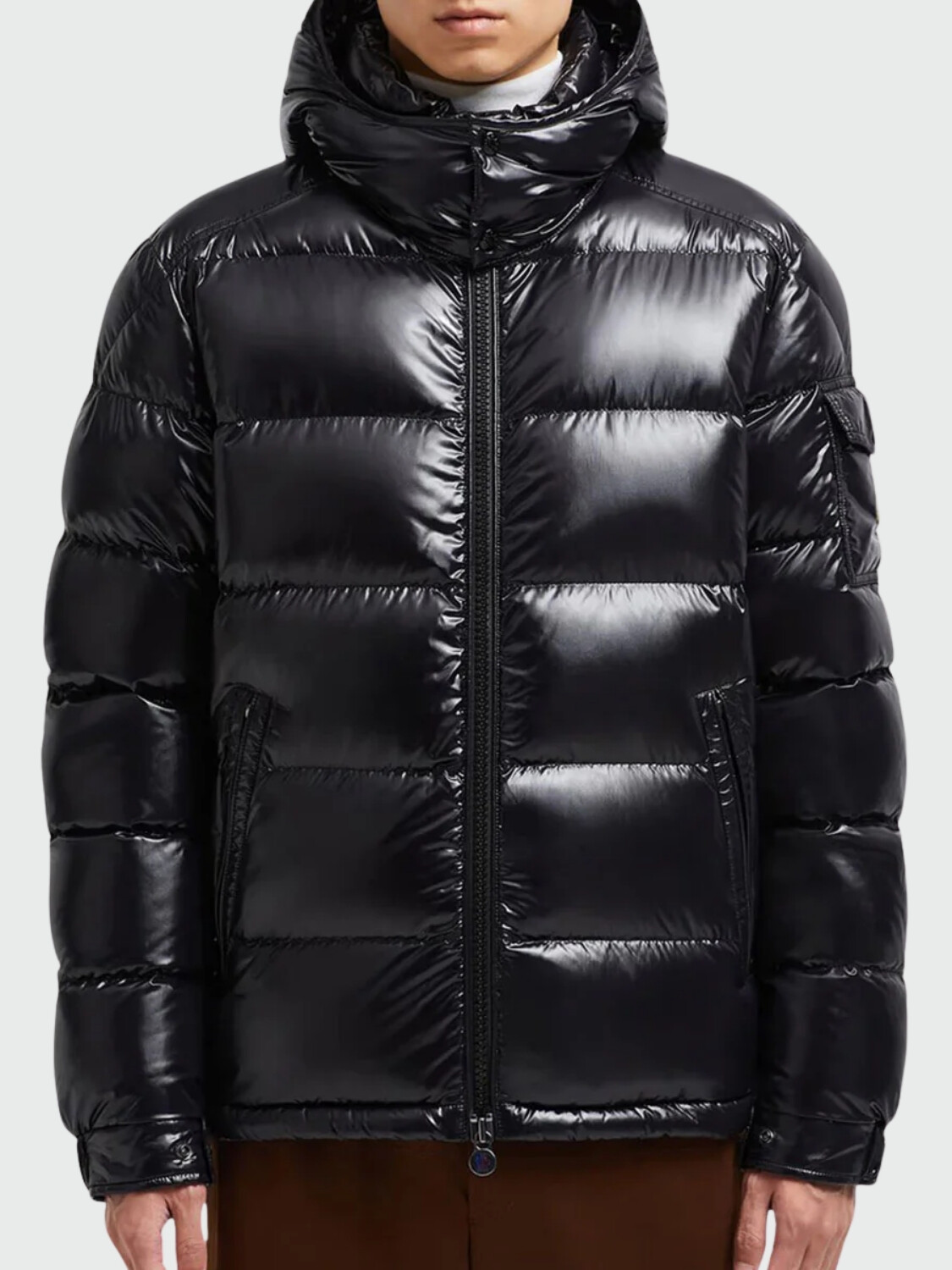 MONCLER - Campera Corta de Plumas Maya Negro