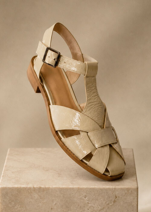 Botas, zapatos, championes, mocasines, sandalias