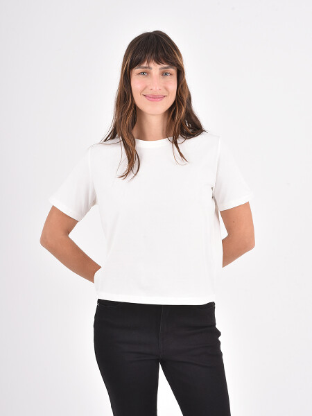 REMERA ADRIANA OFF WHITE