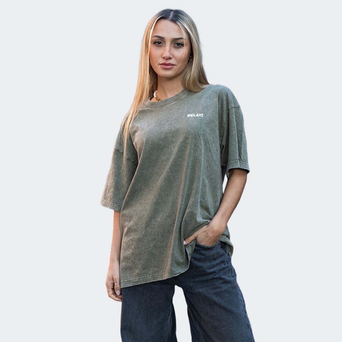 Remera Relajo Call Me - Verde 