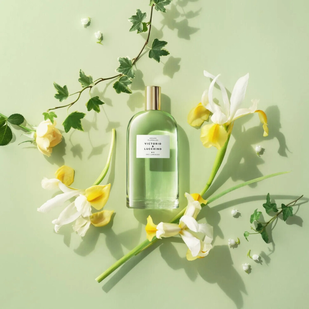 Victorio & Lucchino Aguas Femeninas Estuche Eau de Toillette N°3 150ml + Eau de Parfum N°15 30ml - Femenino Victorio & Lucchino Aguas Femeninas Estuche Eau de Toillette N°3 150ml + Eau de Parfum N°15 30ml - Femenino