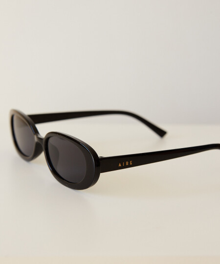 OVAL SUNNIES BLACK