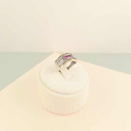 Anillo de plata 925, double en oro 18 ktes y circonias. Anillo de plata 925, double en oro 18 ktes y circonias.