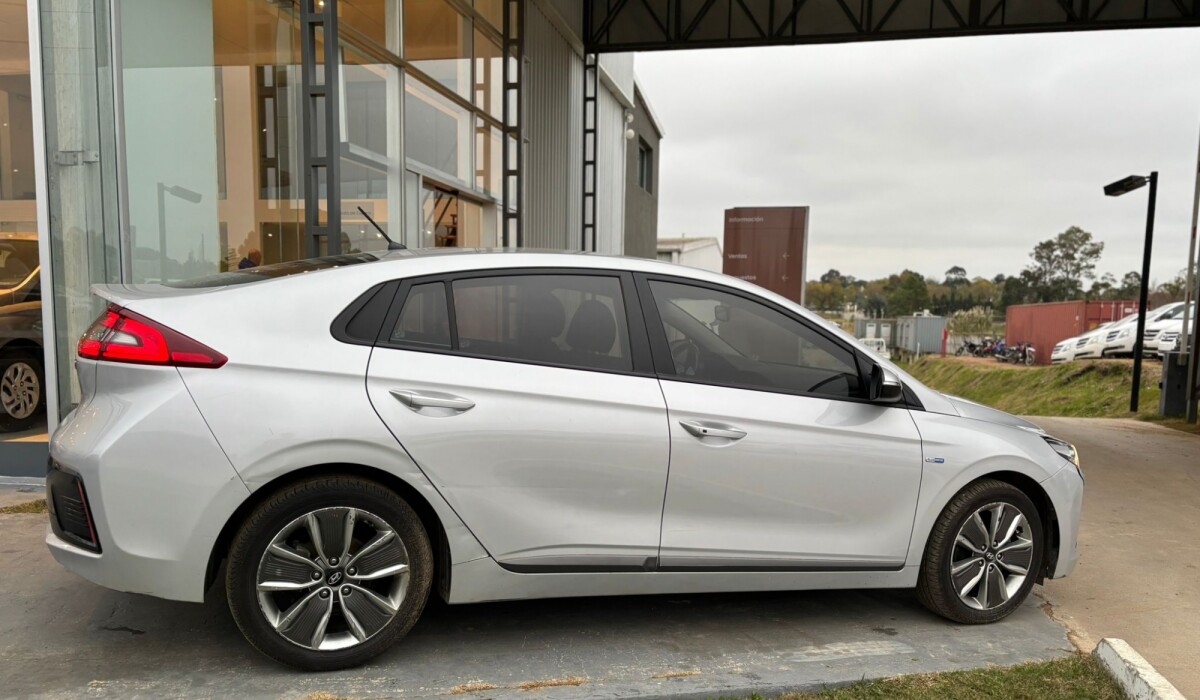 Hyundai Ioniq Safe - 2019 Hyundai Ioniq Safe - 2019