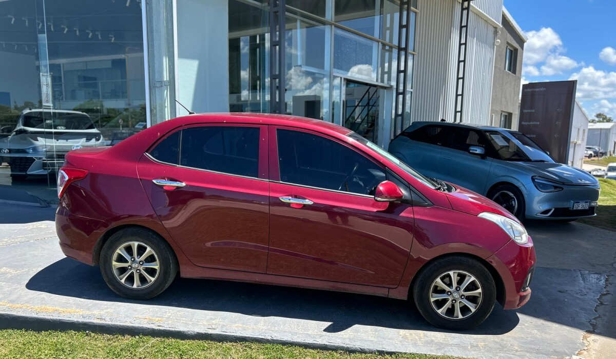 Hyundai Grand I10 1.25 GLS - 2015 Hyundai Grand I10 1.25 GLS - 2015