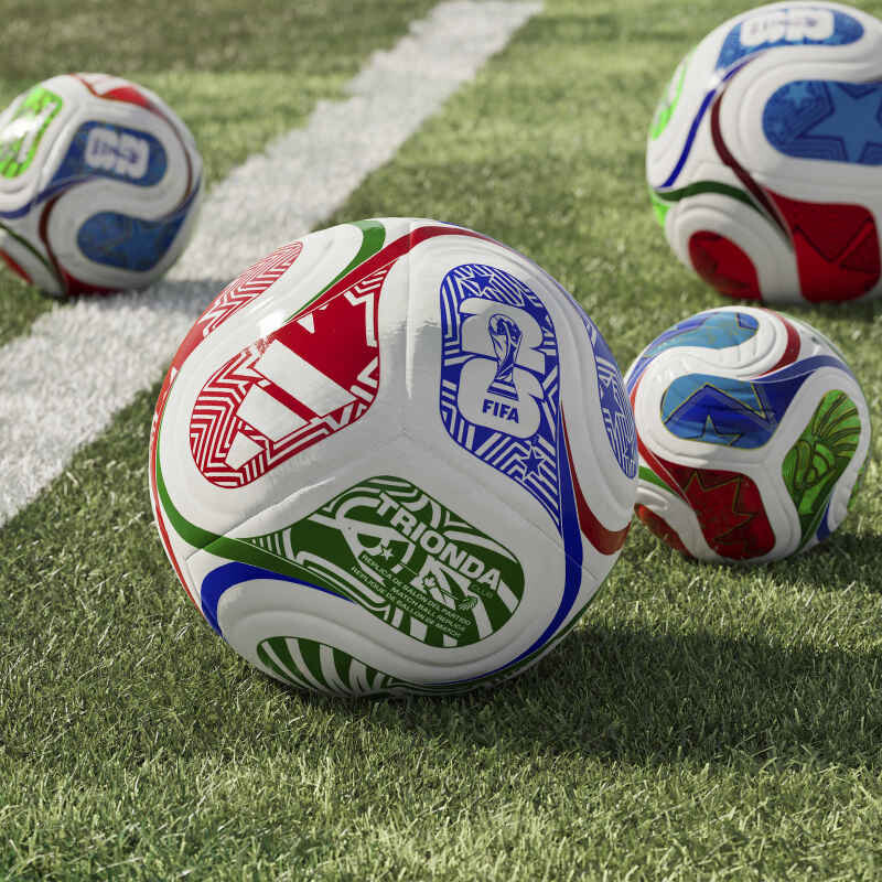 Pelota Adidas Trionda Club Copa Mundial de la FIFA 26 Blanco