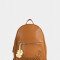 Mochilas Urbanas Mochila Calada Con Charm - Marron Camel