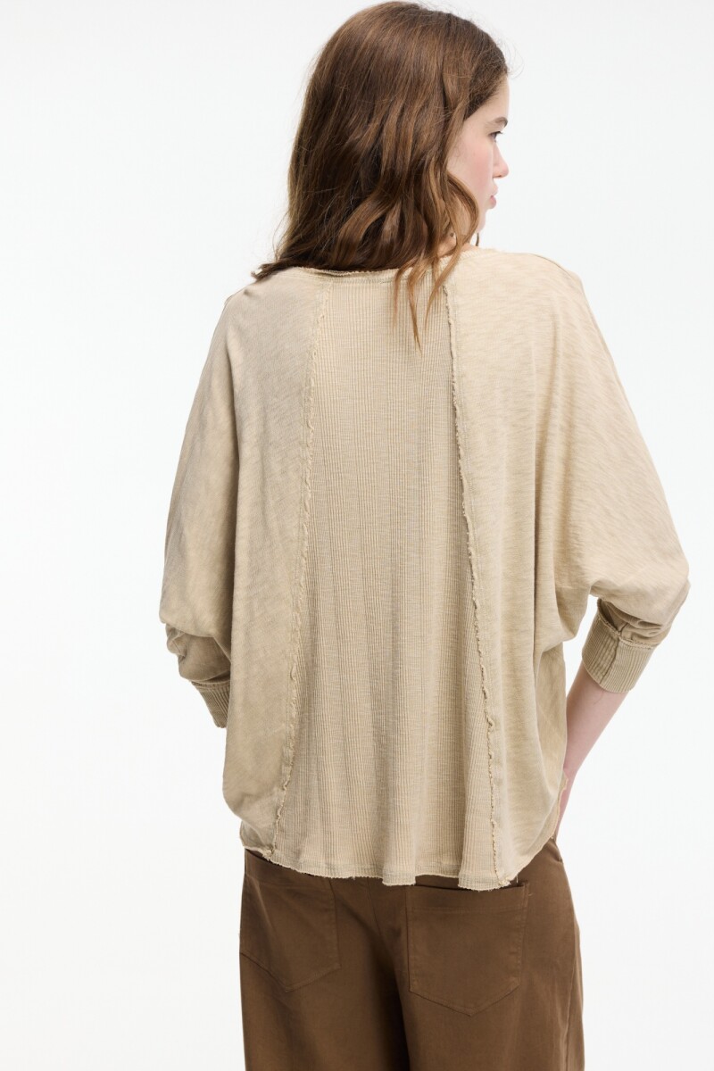 CAMISETA DANI Beige