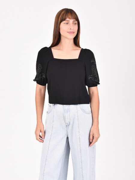 REMERA MARILIA NEGRO