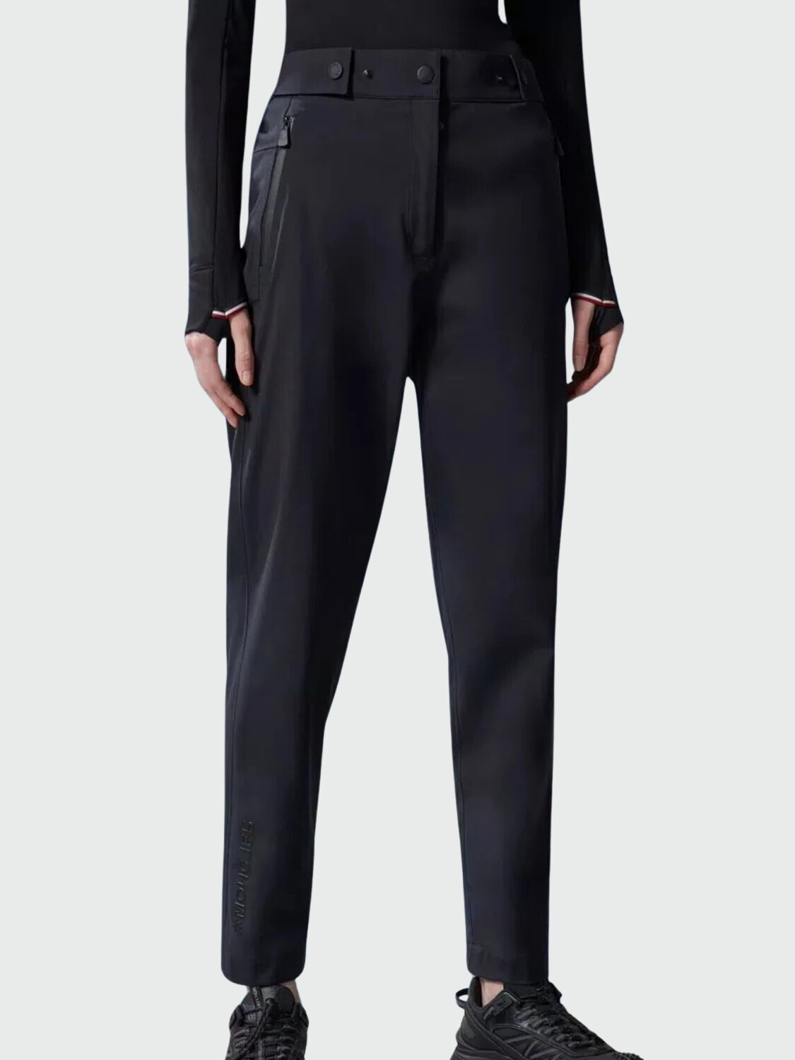Moncler -Pantalón impermeable con tecnología WINDSTOPPER-GORE-TEX LABS Negro