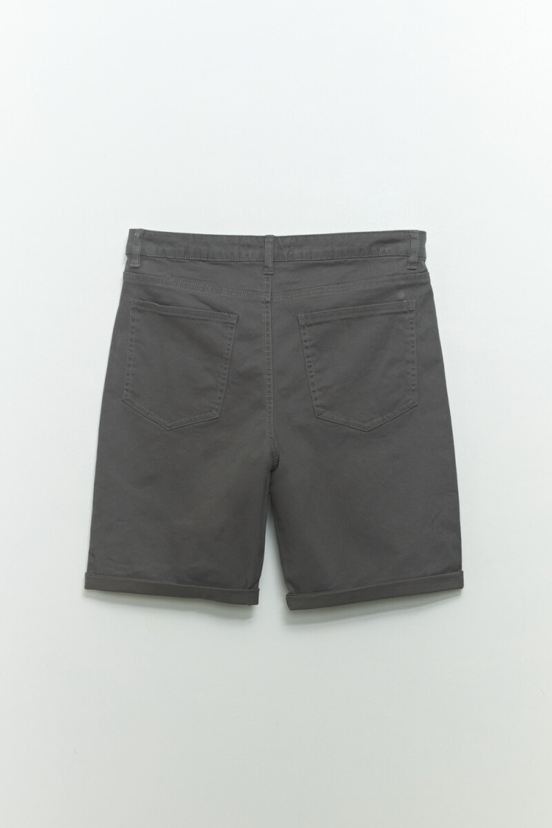 Bermuda cinco bolsillos Gris