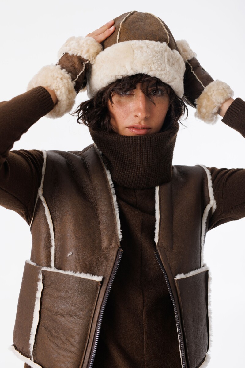 Gorro Leather Bean Marrón