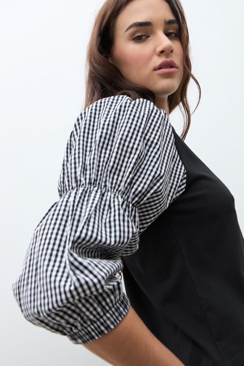 Remera con mangas Vichy negro