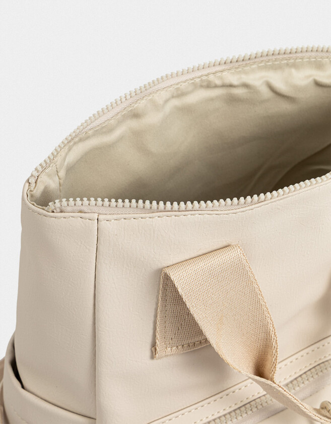 Mochilas Urbanas Mochila Deportiva Con Pouch - Blanco Crudo