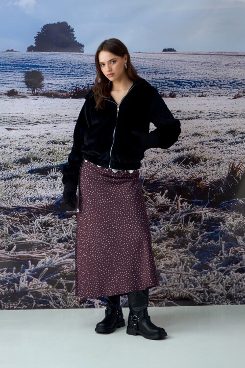 Chaqueta capucha teddy negro