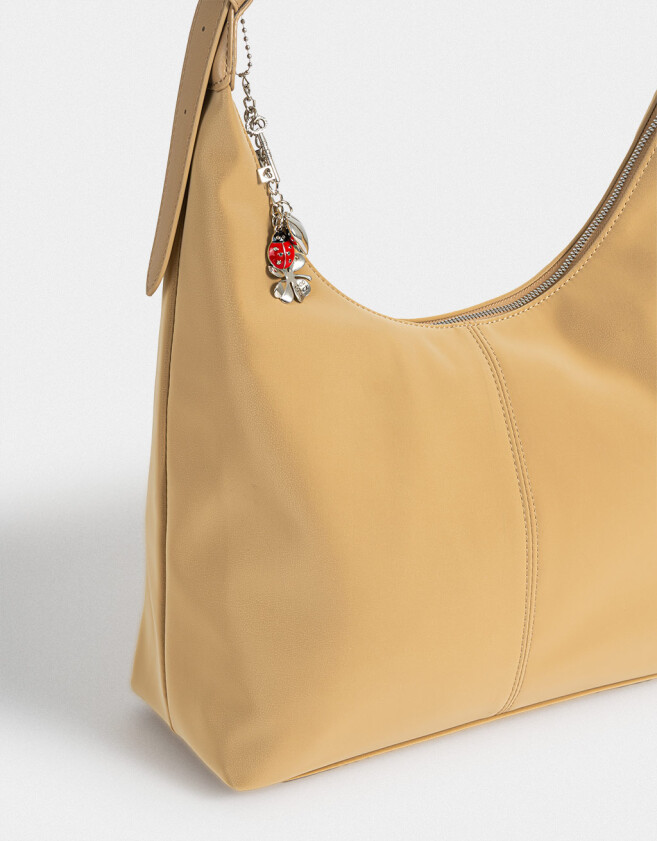 Saca Cartera Saca Con Charm - Marron Beige