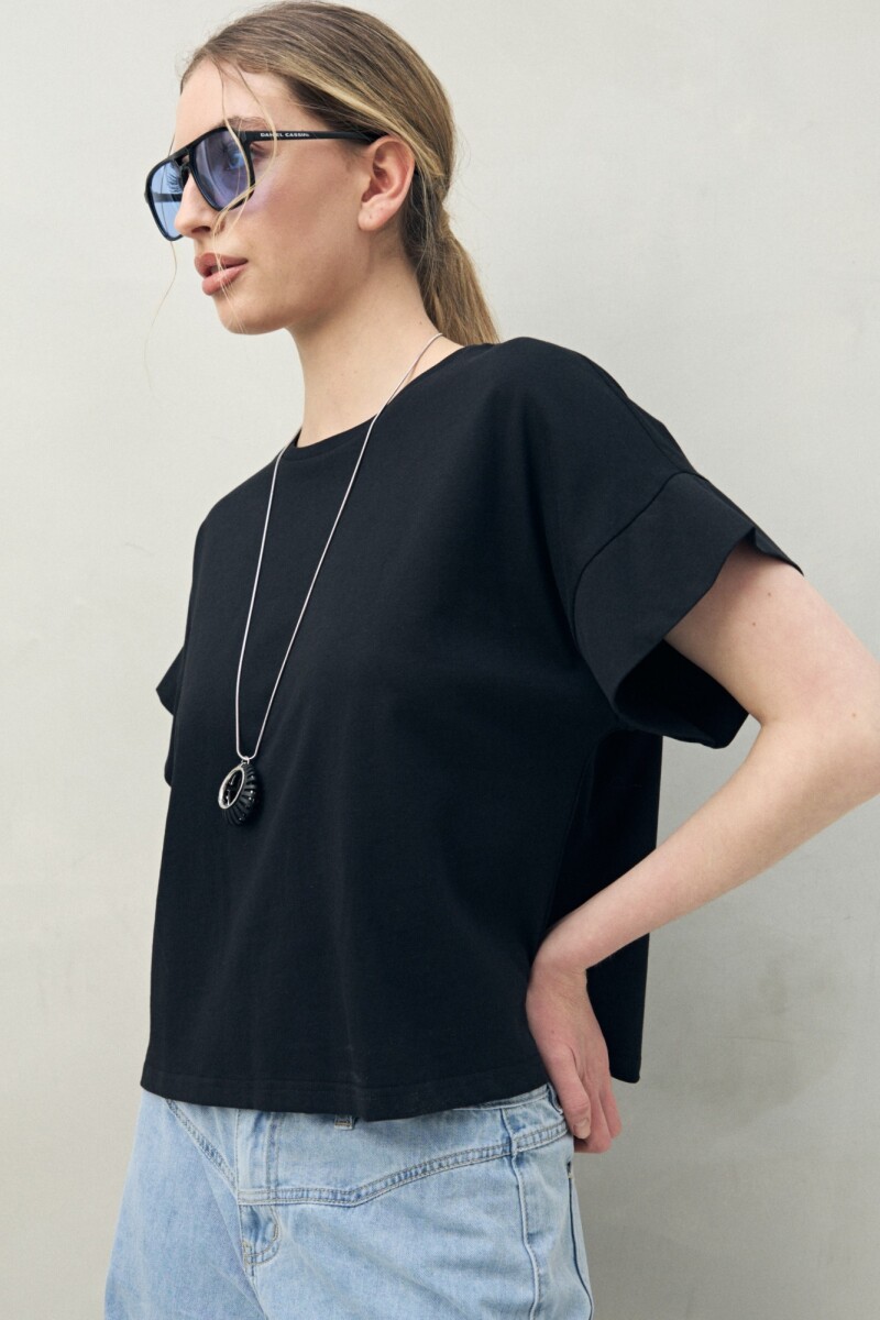 REMERA EXTAL Negro