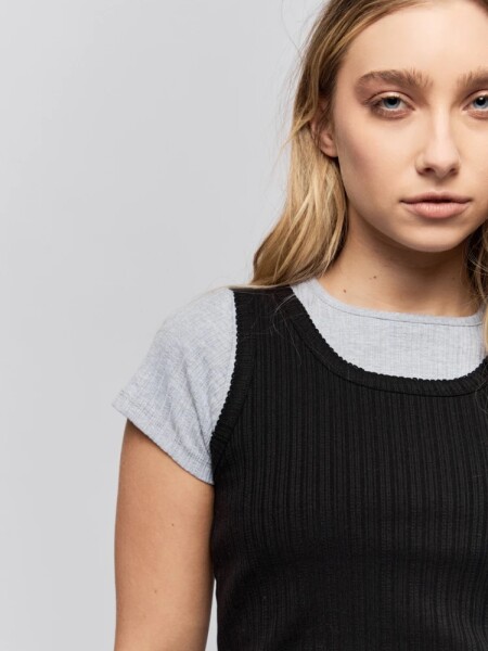 MUSCULOSA P.CAKE CAMPIELLO NEGRO
