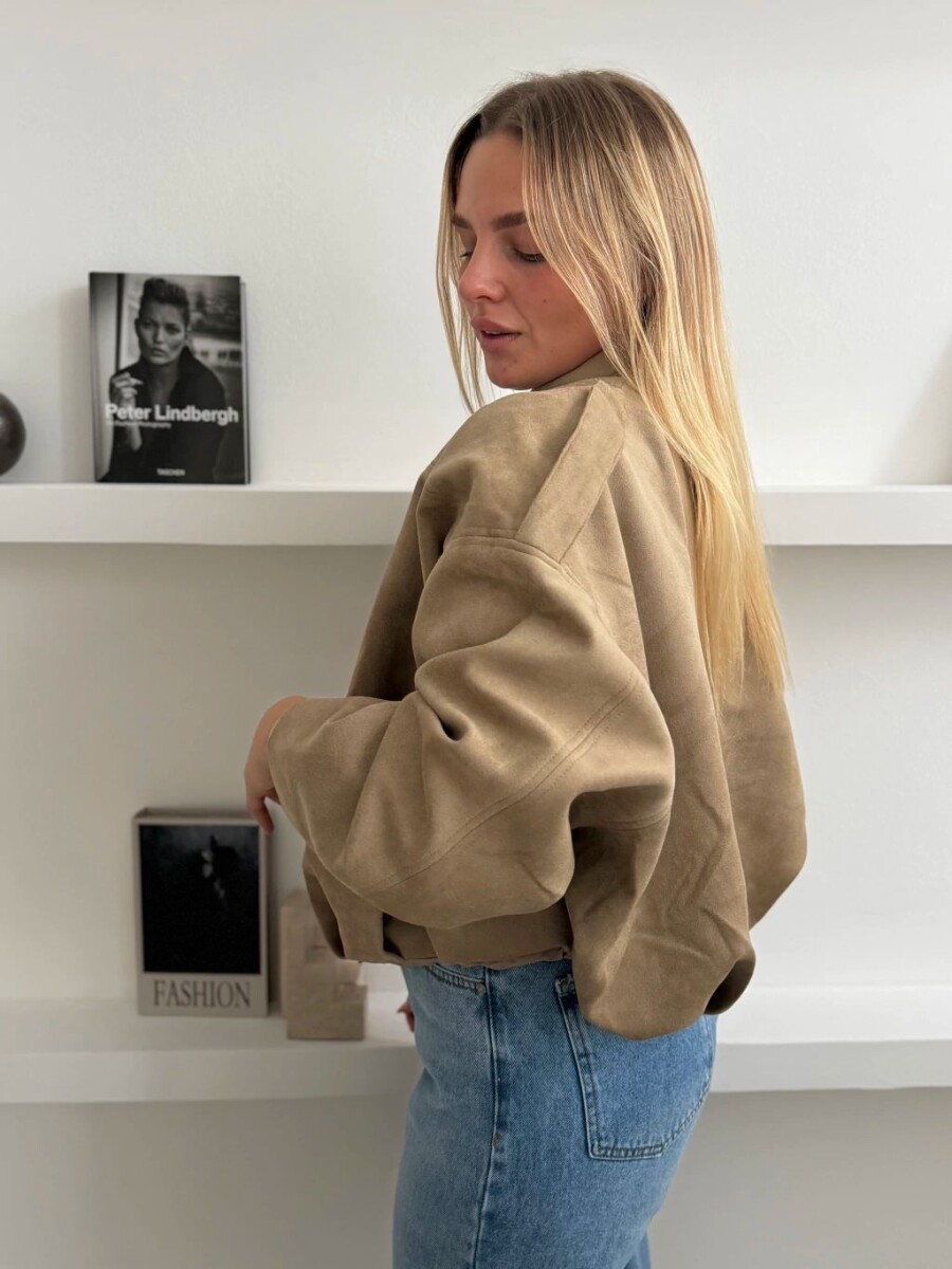 Campera VIRAL- manteca 