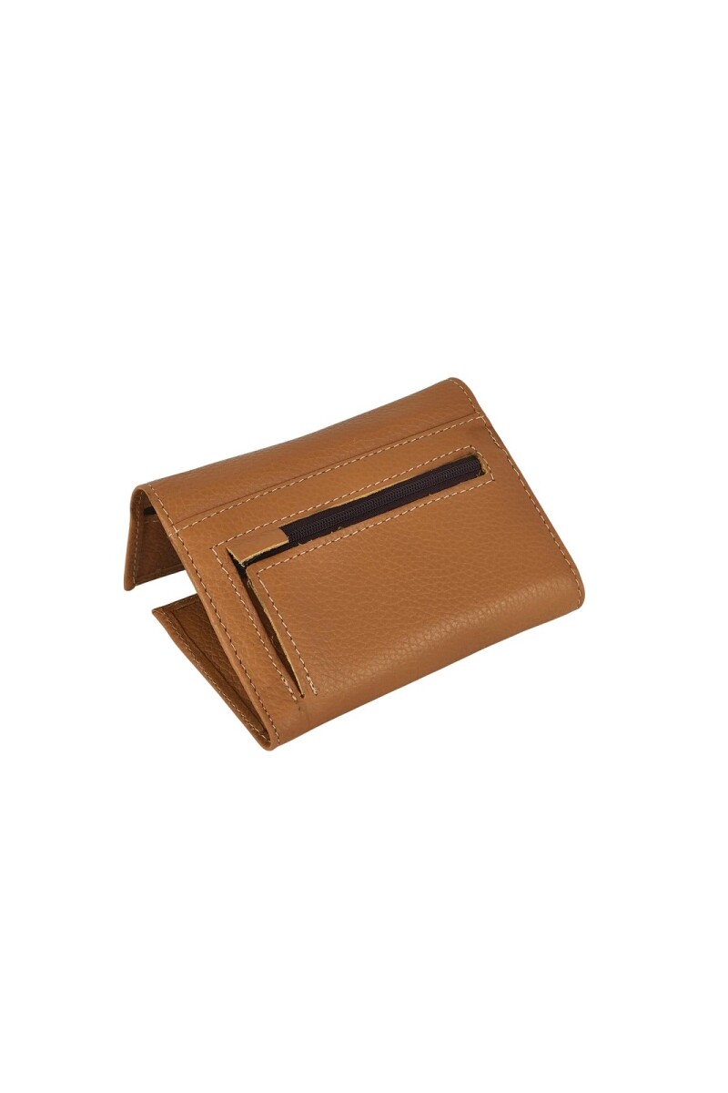 Billetera Compacta de Dama en Cuero Genuino | Cierre Magnético y Lujo Tostado