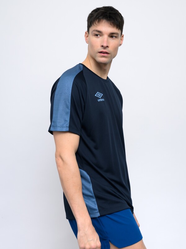 REMERA VIVE Umbro Hombre 01p