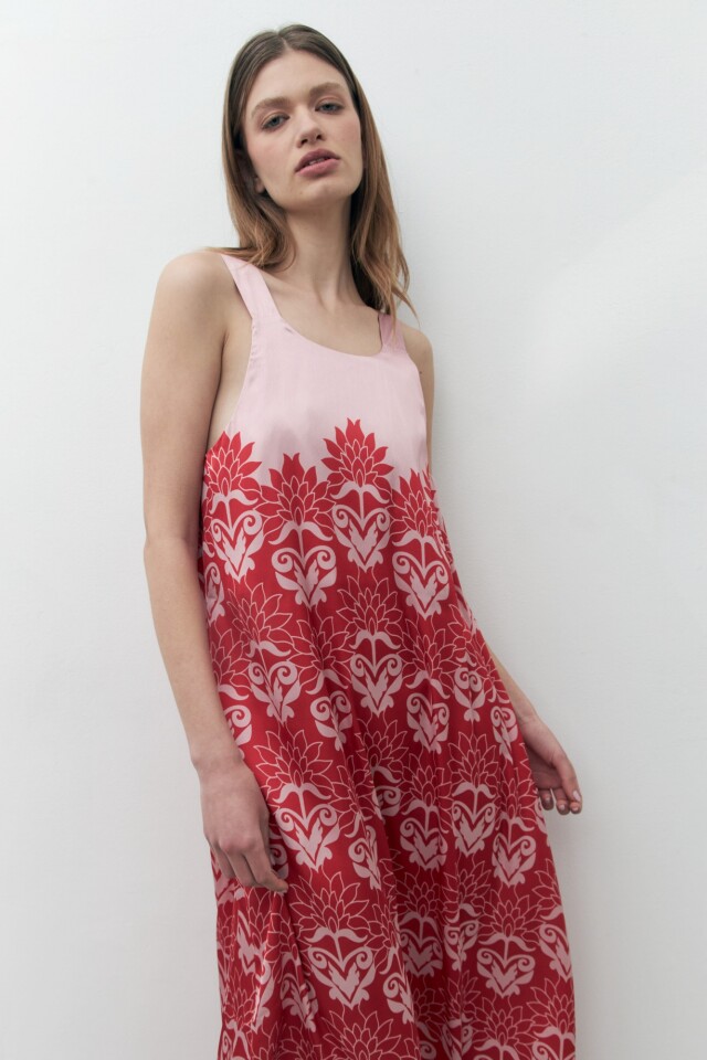Maxi vestido con estampa bicolor rojo