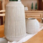 FLORERO CERAMICA D16x28CM RAYAS BEIGE FLORERO CERAMICA D16x28CM RAYAS BEIGE