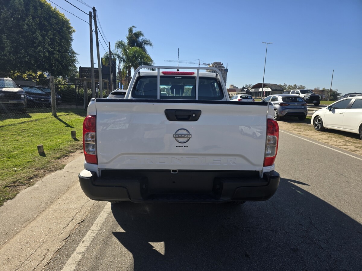Nissan Frontier 2.5 TDI EXCELENTE ESTADO /Permuta / Financia Nissan Frontier 2.5 TDI EXCELENTE ESTADO /Permuta / Financia
