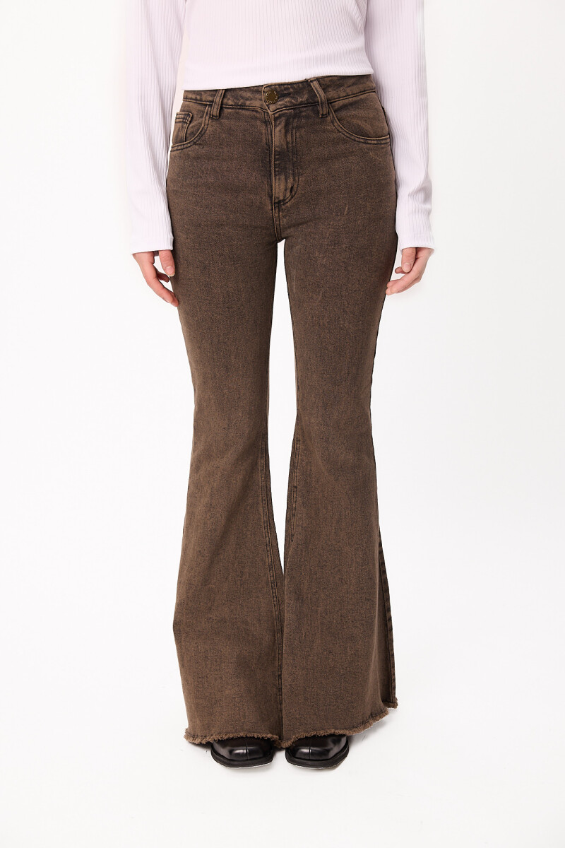 Jean New Paz Marron