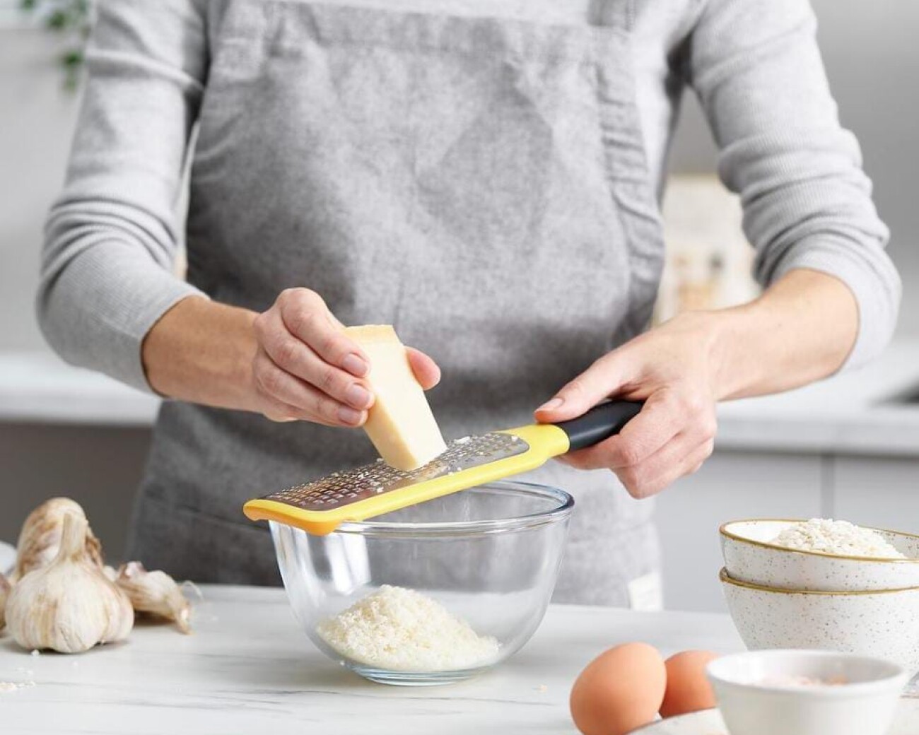 Rallador GripGrater™ grueso tipo pala (amarillo) Rallador GripGrater™ grueso tipo pala (amarillo)