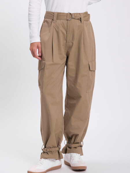 Pantalón casual cinto Beige