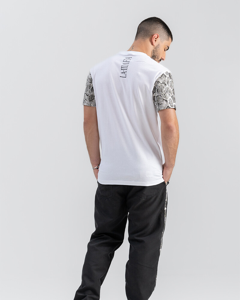 T-shirt blanca U