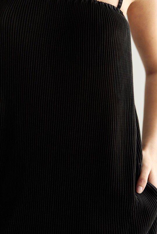 Vestido Alanis Negro