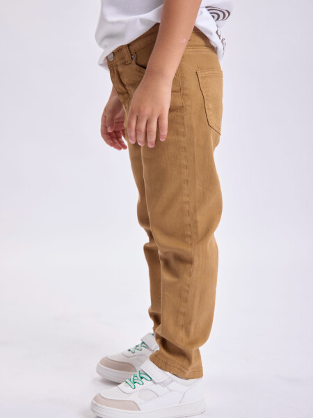 Pantalón jean Tostado