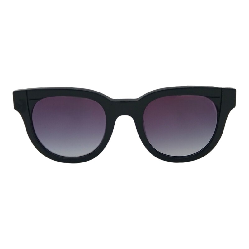 CJ023720 negrouniforme