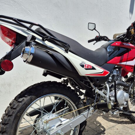 Yumbo SK125 Rojo