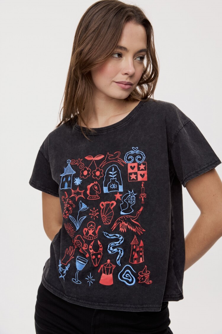 REMERA MAGNAR Negro