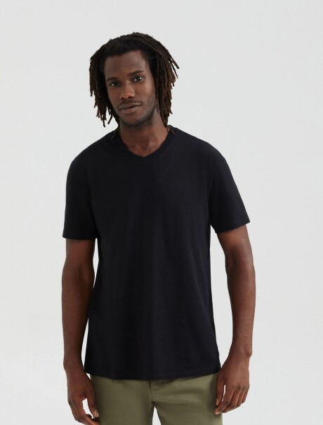 CAMISETA BÁSICA UNISSEX NEGRO