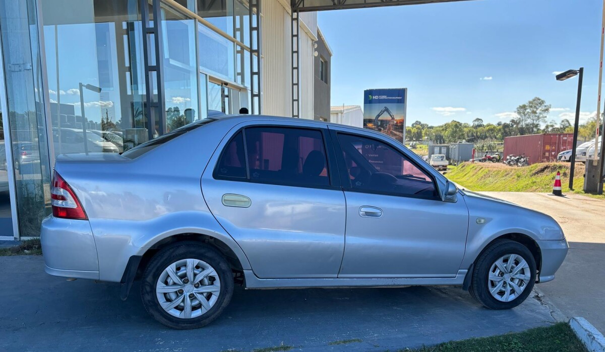 Geely CK GS 1,3 - 2013 Geely CK GS 1,3 - 2013